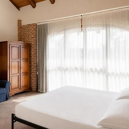 Le Botti Hotel Guarene