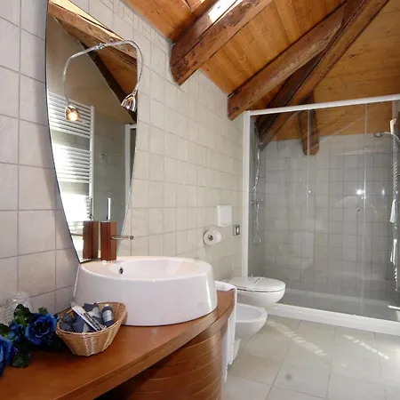 Le Botti Hotel Guarene