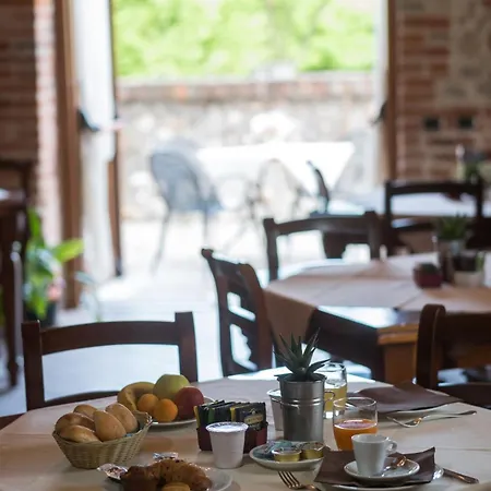 Le Botti Hotel Guarene